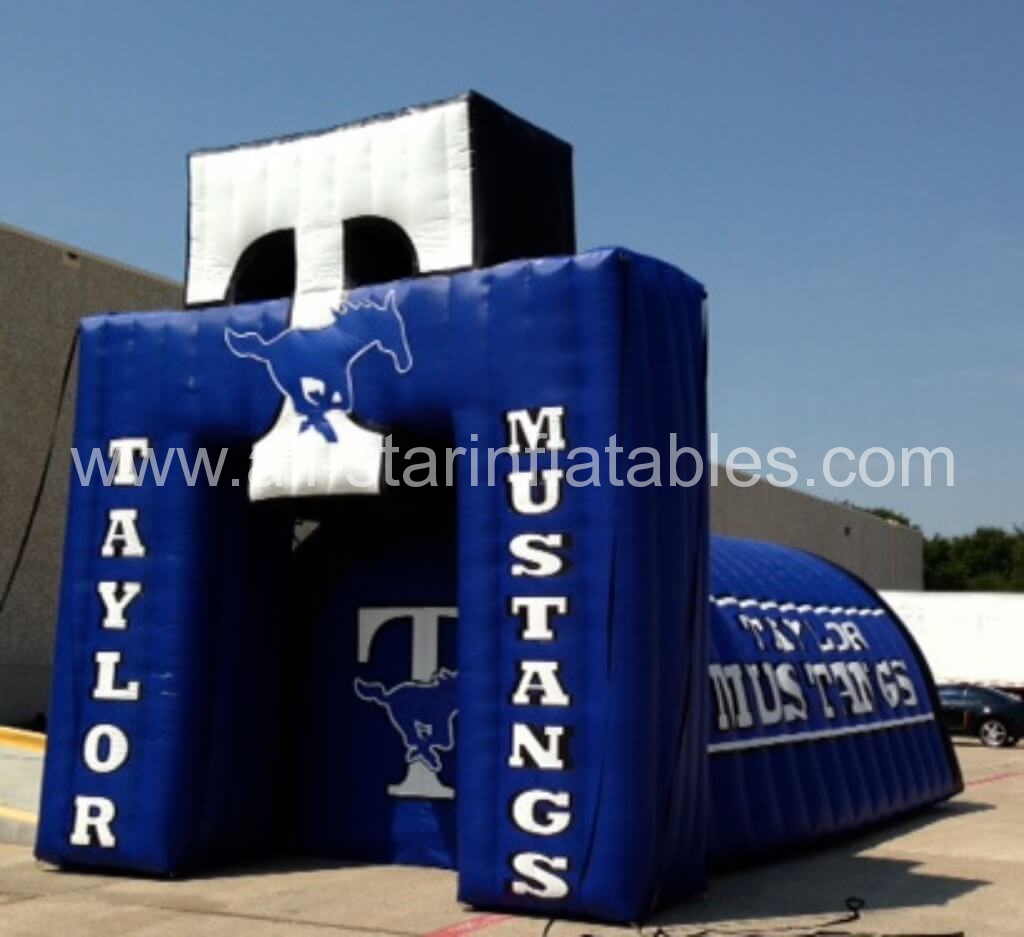 Katy Taylor 20 foot Arch Inflatable